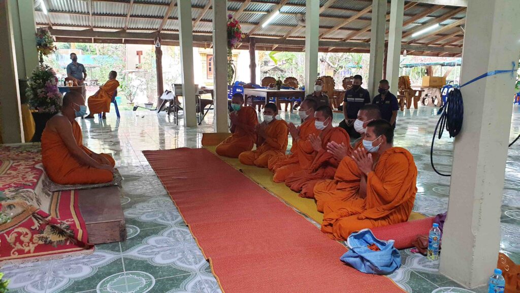 จับคนไทยขนพระเขมร6รูปจากสุราษฎร์พาหลบหนีเข้ากรุงเทพ 3