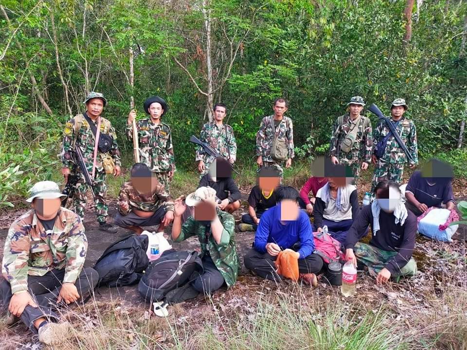 รวม10พรานใช้ปืนราชการล่าสัตว์ป่า 2