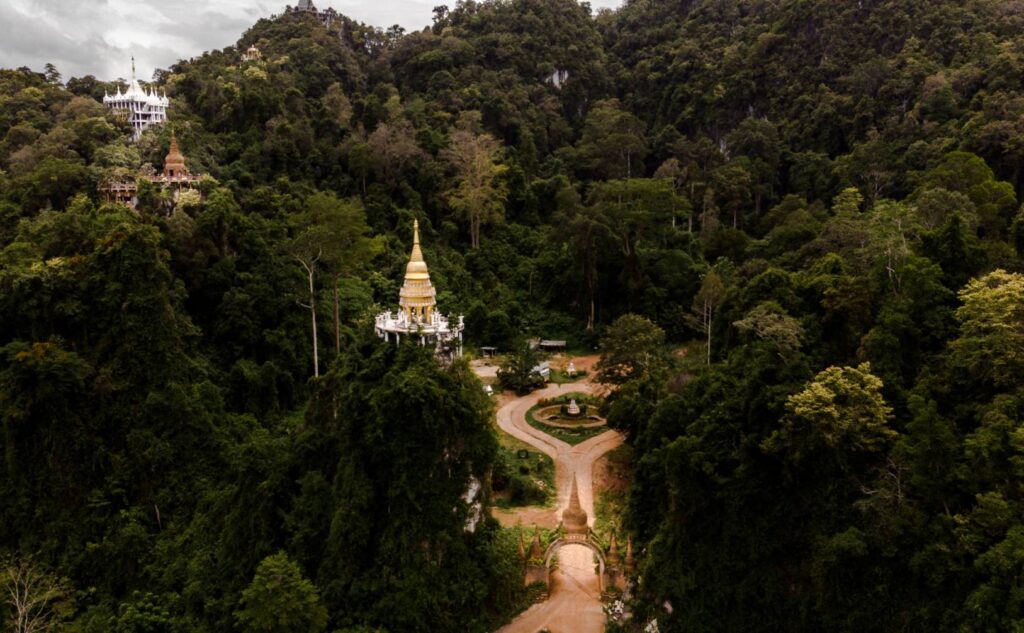 อุทยานธรรมเขานาในหลวง 15