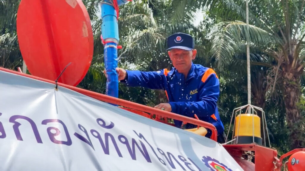 ชุมพร-กองทัพไทยช่วยภัยแล้ง 10