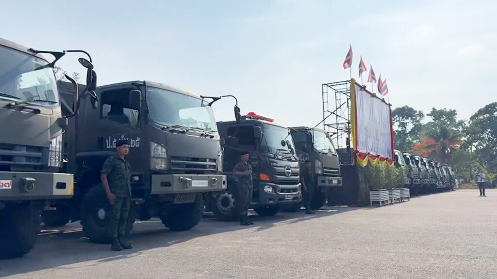 ชุมพร-กองทัพไทยช่วยภัยแล้ง 8