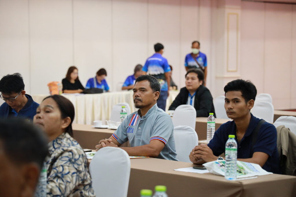 อบจ.ชุมพร เดินหน้าอบรมผู้นำชุมชน-เยาวชน 22