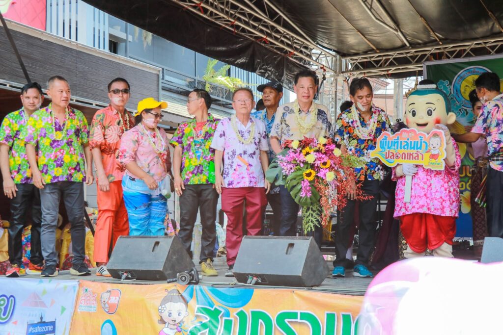 สงกรานต์วิถีไทยถนนสุขเสมอ 18