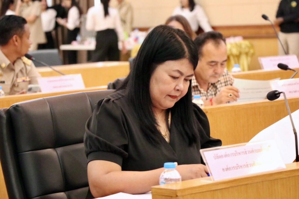 อบจ.ชุมพรขับเคลื่อนยุทธศาสตร์แผนพัฒนาท้องถิ่น 28