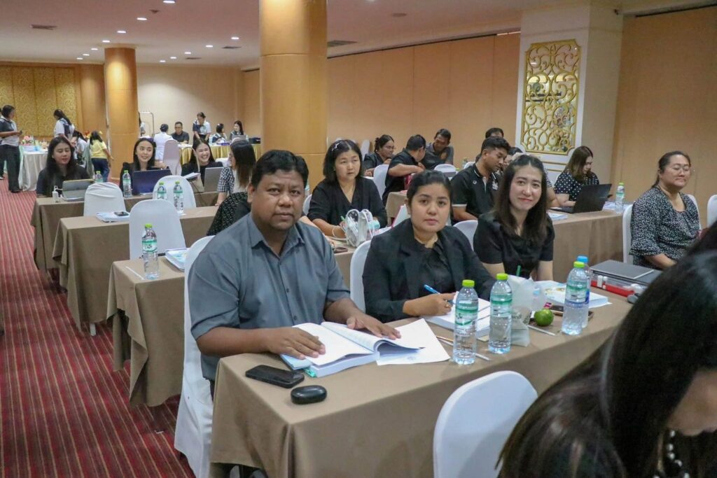 อบจ.ชุมพรส่งเสริมประสิทธิภาพการศึกษา 6