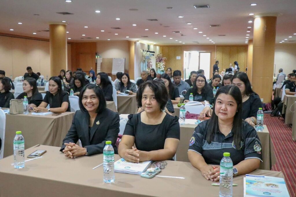อบจ.ชุมพรส่งเสริมประสิทธิภาพการศึกษา 11