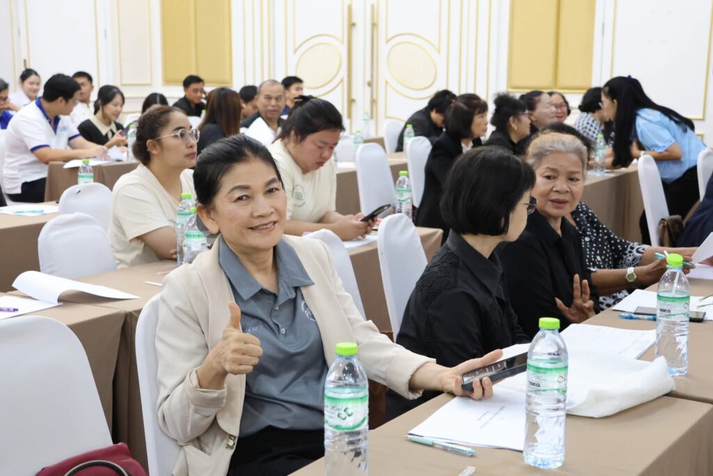 เทศบาลเมืองชุมพรจัดทำแผนพัฒนาท้องถิ่น 15