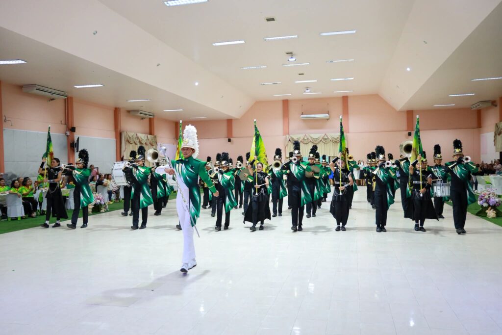 โรงเรียนสวนศรีวิทยาคว้ารางวัลชนะเลิศถ้วยพระราชทาน 28
