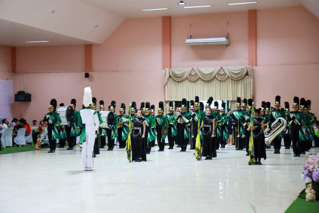 โรงเรียนสวนศรีวิทยาคว้ารางวัลชนะเลิศถ้วยพระราชทาน 27