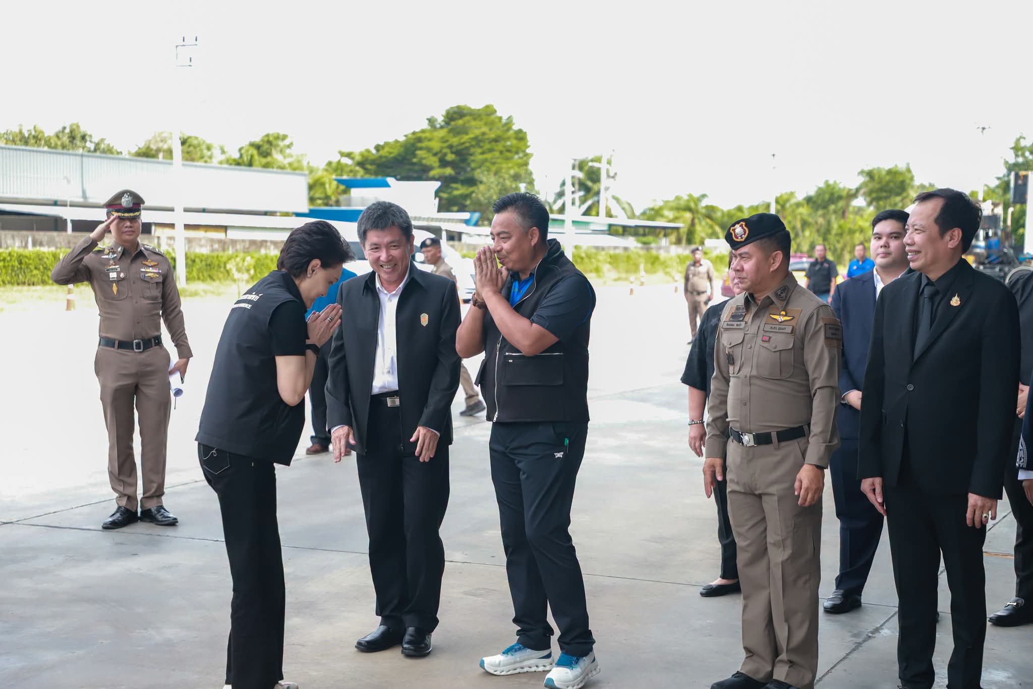 สส.-นายกอบจ.ชุมพรแท็กทีมเชิญ“ศุภจี”แก้ปัญหาผลไม้ 22